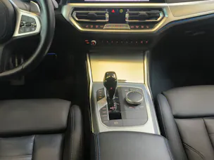 BMW 330e xDrive SAG Touring
