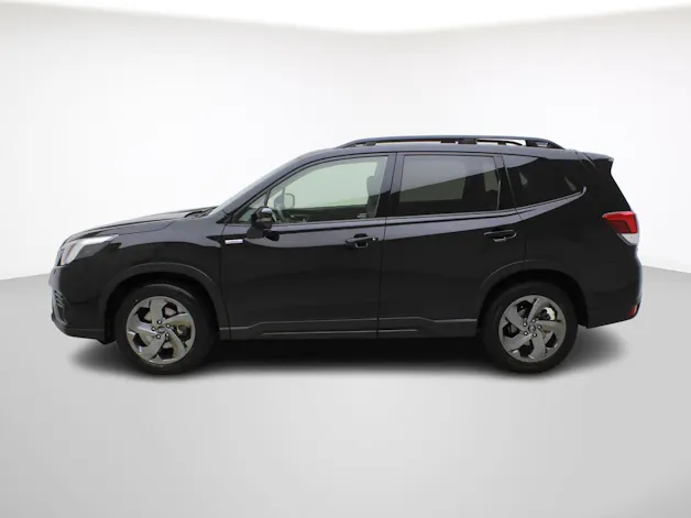 Subaru Forester Station 2.0i e-Boxer Black Edition
