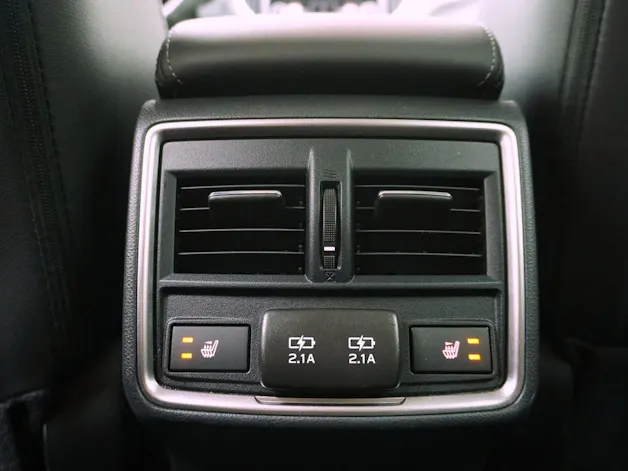 Subaru Forester Station 2.0i e-Boxer Black Edition