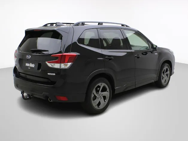 Subaru Forester Station 2.0i e-Boxer Black Edition
