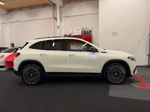 Mercedes-Benz EQA 350 Swiss Star AMG Line 4matic