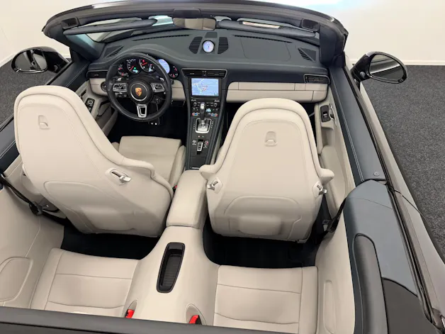 Porsche 911 Cabriolet 3.8 Turbo S PDK