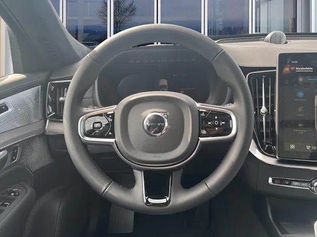 VOLVO XC90 2.0 T8 TE Ultra Dark eAWD