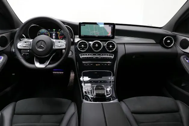 Mercedes-Benz C 200 AMG Line