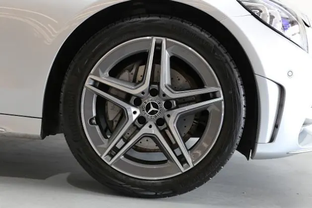 Mercedes-Benz C 200 AMG Line