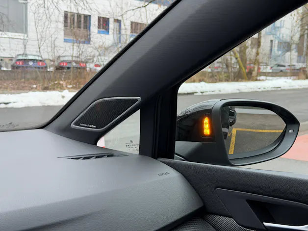 VW Golf 2.0 TSI R-Line DSG 4 Motion