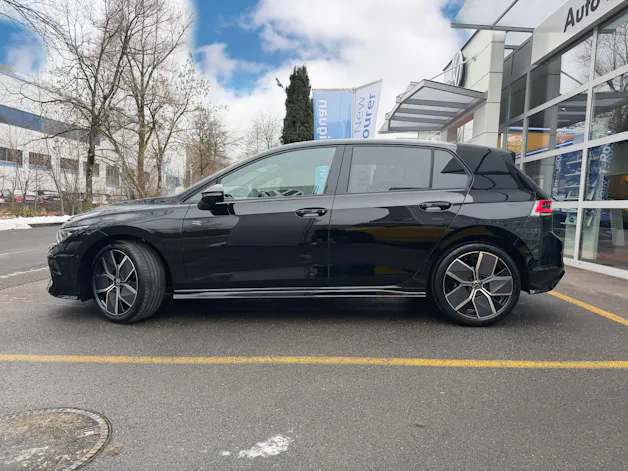 VW Golf 2.0 TSI R-Line DSG 4 Motion