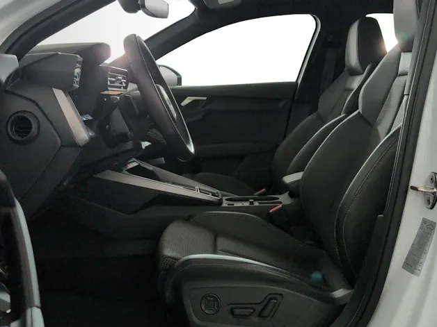 Audi A3 Sportback 35 TFSI S line Attraction S-tronic