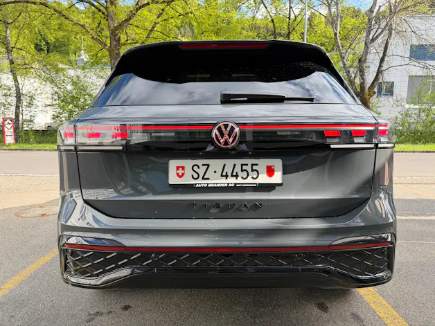VW Tiguan 2.0 TSI DSG R-Line 4Motion