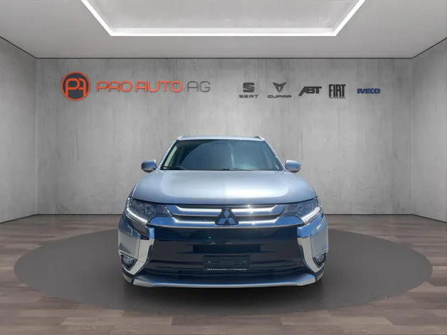 Mitsubishi Outlander 2.2 DID Style 4WD Automatic