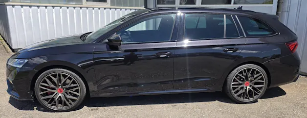 Škoda Octavia Combi 2.0 TSI DSG RS