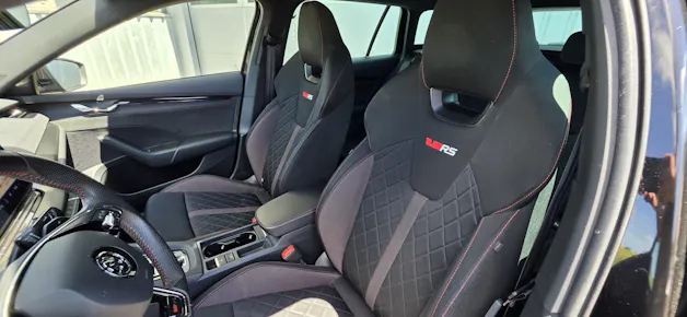 Škoda Octavia Combi 2.0 TSI DSG RS