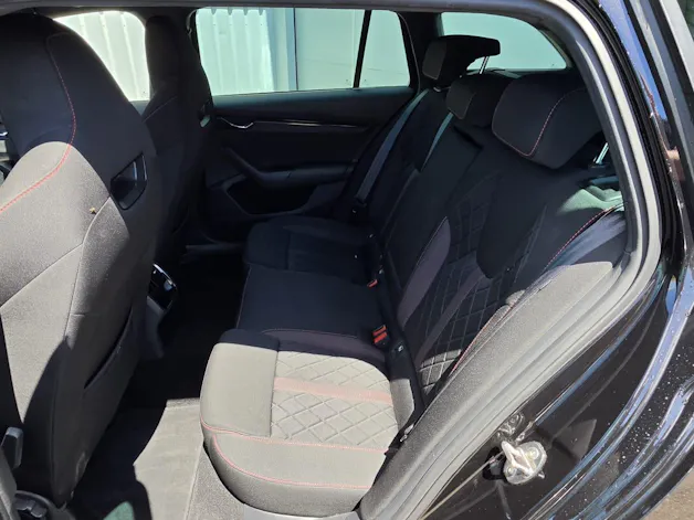 Škoda Octavia Combi 2.0 TSI DSG RS