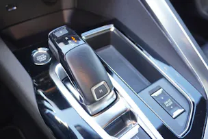 Peugeot 3008 1.2 PureTech GT EAT8