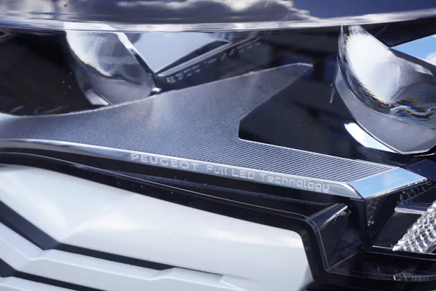Peugeot 3008 1.2 PureTech GT EAT8