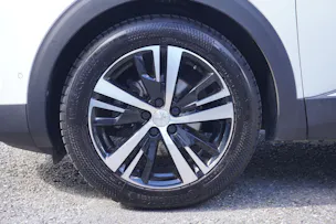 Peugeot 3008 1.2 PureTech GT EAT8
