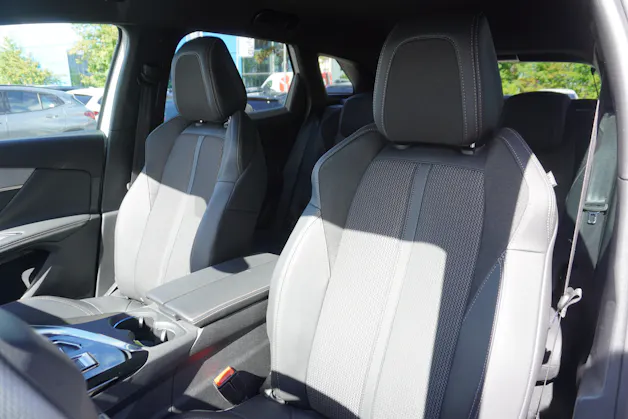 Peugeot 3008 1.2 PureTech GT EAT8