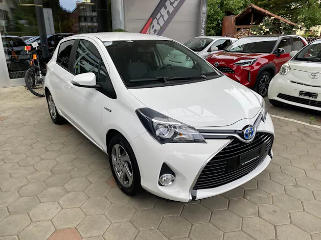 Toyota Yaris 1.5 VVT-i Hybrid Luna e-CVT