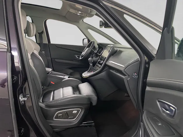 Renault Scénic 1.6 dCi Initiale Paris EDC