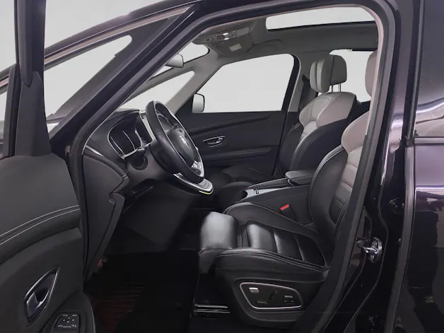 Renault Scénic 1.6 dCi Initiale Paris EDC