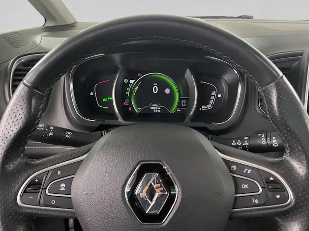 Renault Scénic 1.6 dCi Initiale Paris EDC