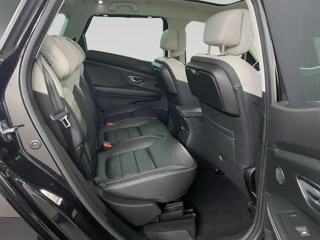 Renault Scénic 1.6 dCi Initiale Paris EDC