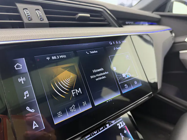 Audi e-tron S quattro