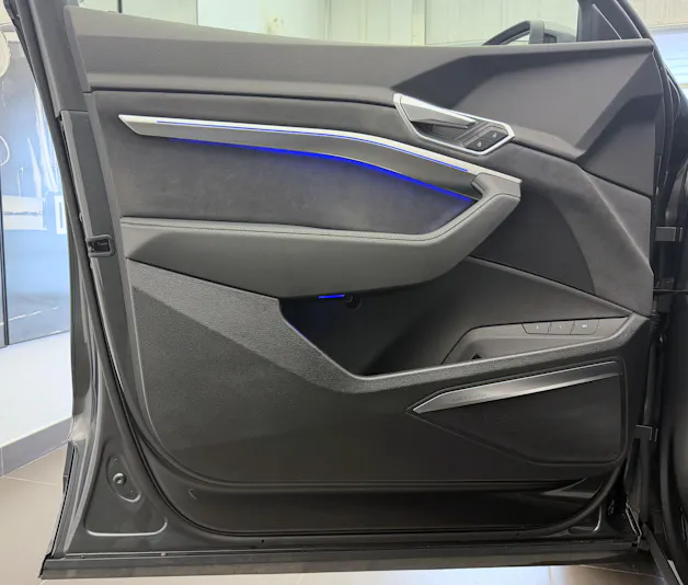 Audi e-tron S quattro