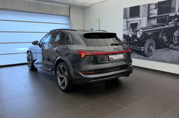 Audi e-tron S quattro