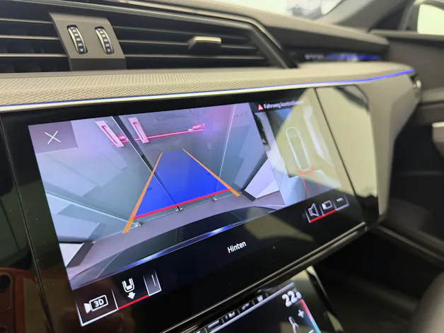 Audi e-tron S quattro