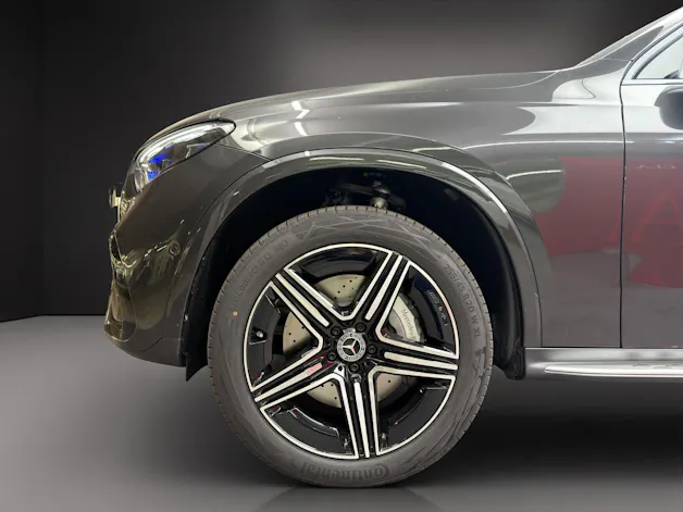 Mercedes-Benz GLC 400 e 4MATIC with EQ-Star Hybrid