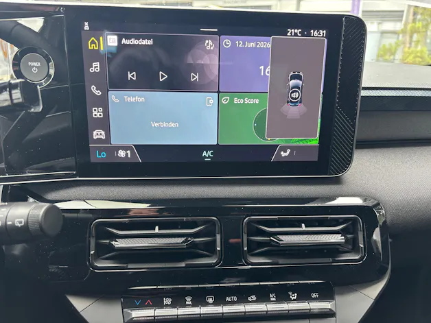 Nissan Micra 40kWh Engage
