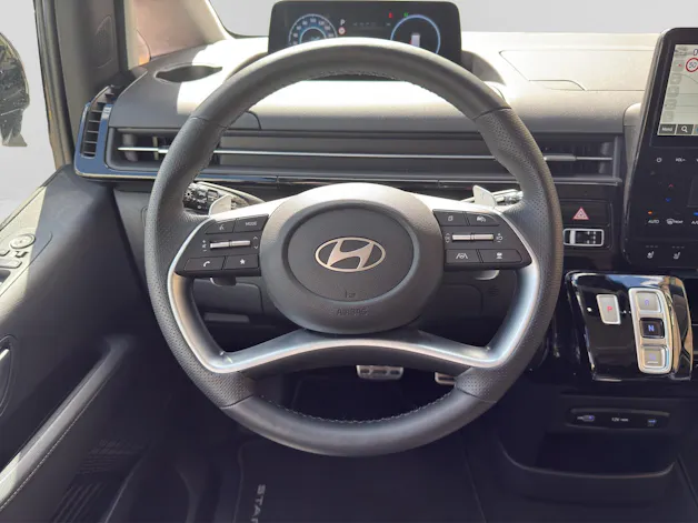 Hyundai Staria Premium 1.6 T-GDi HEV Vertex A