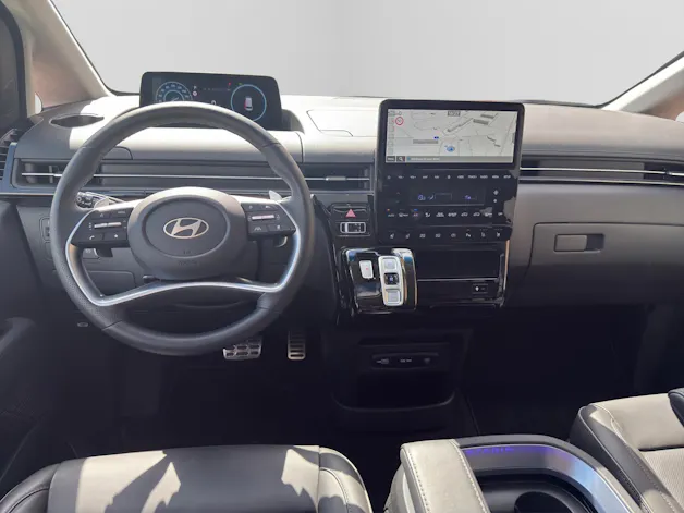 Hyundai Staria Premium 1.6 T-GDi HEV Vertex A