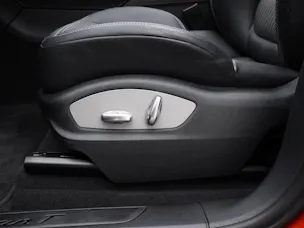 Porsche Macan T