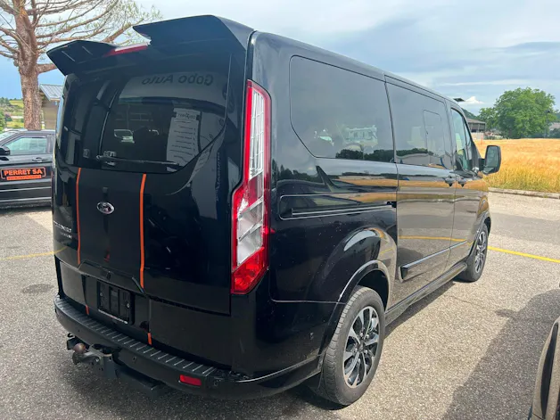 Ford Tourneo Custom 320 L1H1 Sport A