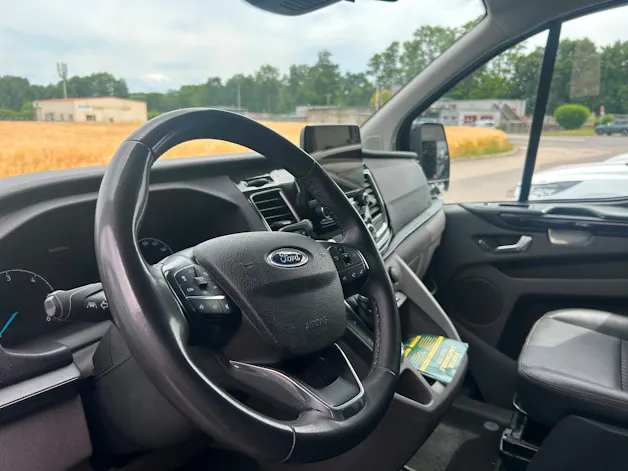 Ford Tourneo Custom 320 L1H1 Sport A
