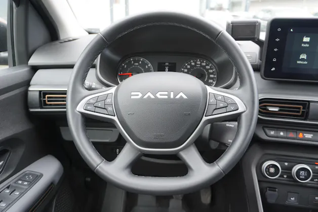 Dacia Jogger TCe 110 Extreme 7-PLÄTZER!!!