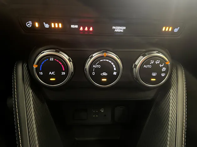 Mazda 2 SKYACTIV-G 90 Revolution Automat