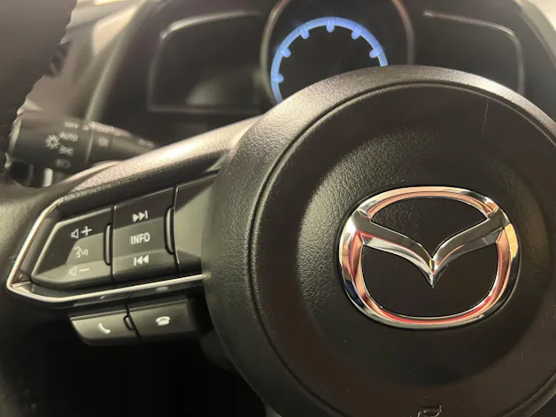 Mazda 2 SKYACTIV-G 90 Revolution Automat