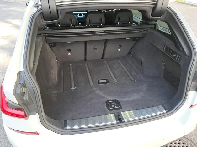 BMW 320d Touring xDrive SAG