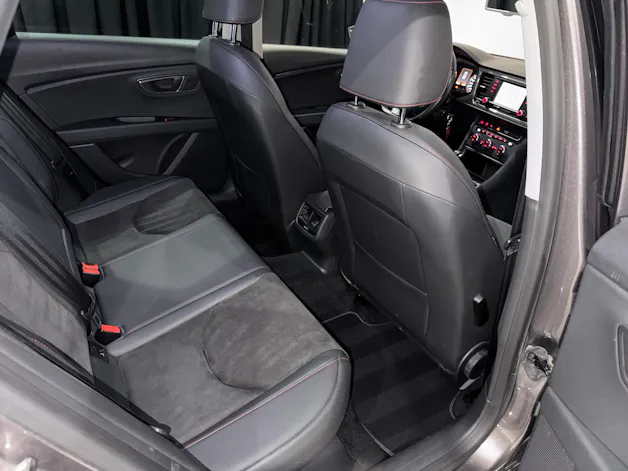 SEAT Leon ST 1.8 TSI FR | AHK 1500Kg | CH |