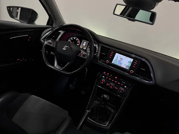 SEAT Leon ST 1.8 TSI FR | AHK 1500Kg | CH |