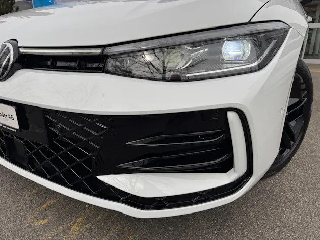 VW Passat Variant 1.5 TSI evo2 Plug-In- Hybrid R-Line DSG