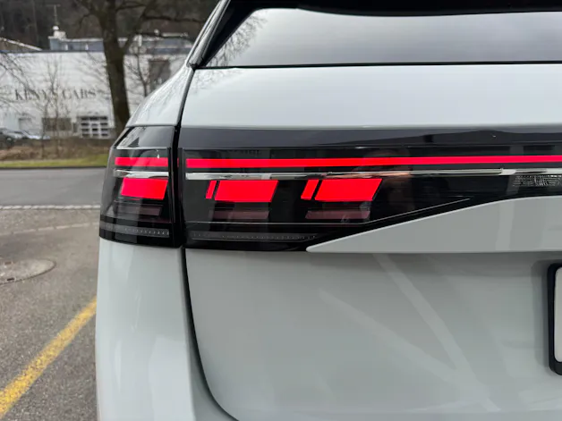 VW Passat Variant 1.5 TSI evo2 Plug-In- Hybrid R-Line DSG