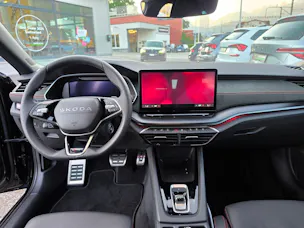 Škoda Octavia Combi 2.0 TSI DSG RS 30 Years Edition