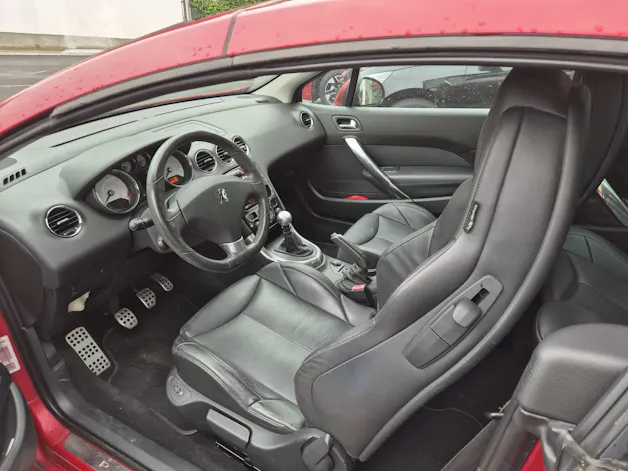 Peugeot 308 CC 1.6 16V Turbo Platinum