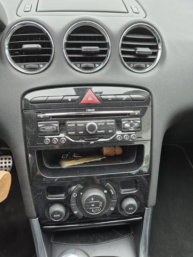Peugeot 308 CC 1.6 16V Turbo Platinum