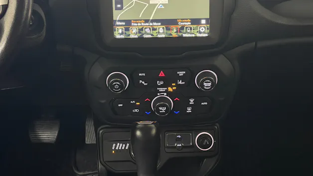 Jeep Renegade 2.0 MJ Trailhawk AWD + Low Range 9ATX