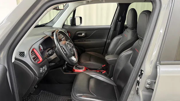 Jeep Renegade 2.0 MJ Trailhawk AWD + Low Range 9ATX